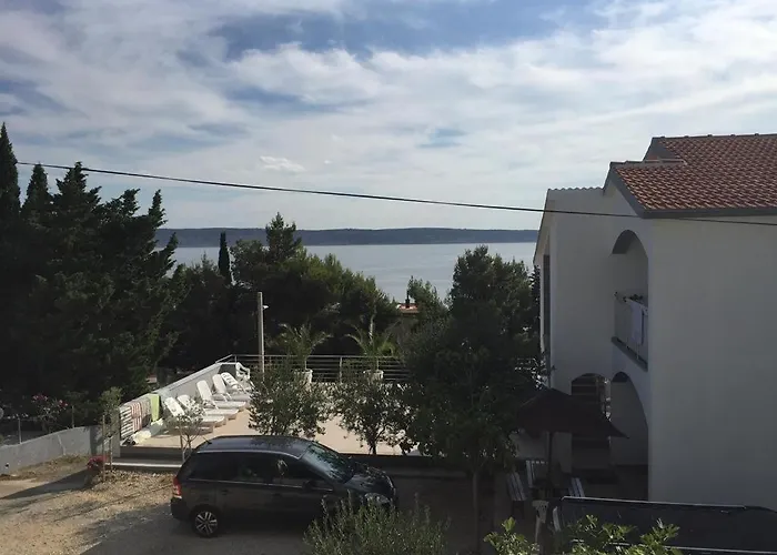 Tomo Апартаменты Стариград-Пакленица