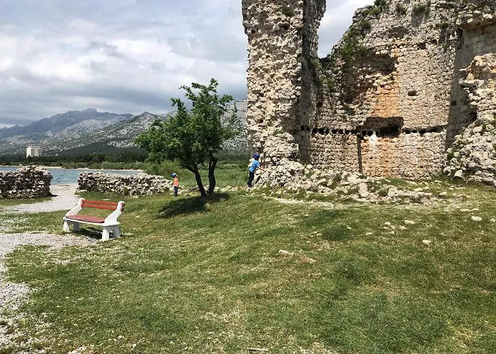 Tomo Starigrad Paklenica