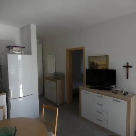 Apartment Tomo *